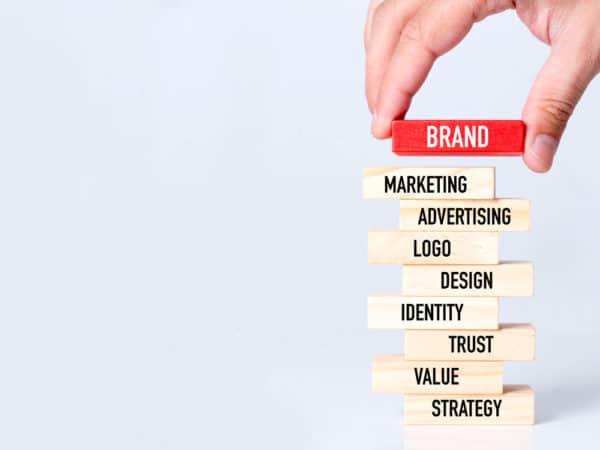 Diferencias en Branding y Marketing –  Kdweb